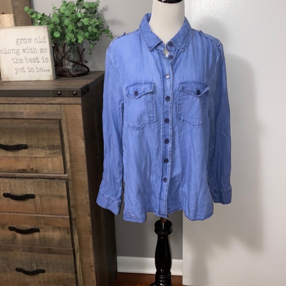 Rebel Wilson x Angels Chambray plus size Army with pockets button up shirt 1X - Picture 2 of 13